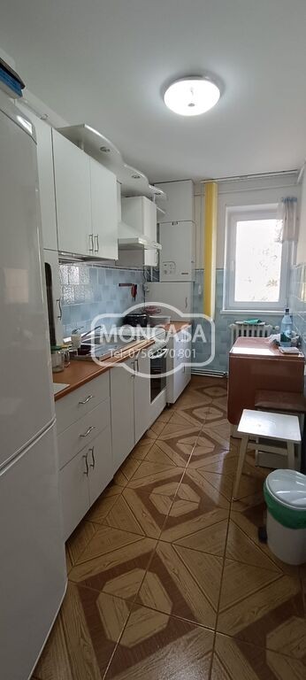 apartament-3-camere-zona-biserica-sf-dumitru-etaj-4-cu-sarpanta-15