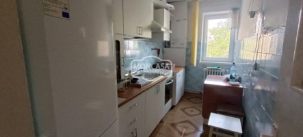 apartament-3-camere-zona-biserica-sf-dumitru-etaj-4-cu-sarpanta-23