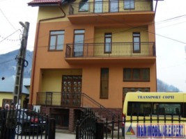 hotel-de-lux-cu-9-camere-in-rucar-central-arges-investitie-ideala-in-industria-turismului-1