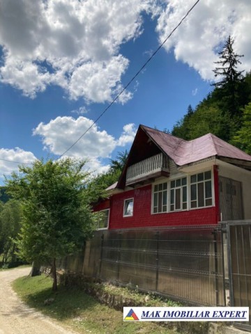 vila-3-camere-cu-teren-de-1100-mp-de-vanzare-in-dambovicioara-arges-perfecta-pentru-casa-de-vacanta-5