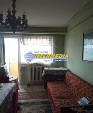 apartament-cu-3-camere-decomandat-de-vanzare-in-alba-iulia-zona-centru-etaj-intermediar