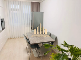 apartament-cu-3-camere-decomandate-etaj-1-centru-2