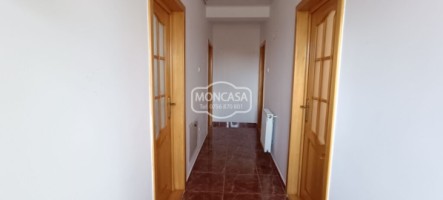 de-vanzare-vila-pe-zona-spalatoria-chelarasu-teren-704-mp-30