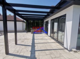 vand-casa-cu-piscina-de-100-mpcurte-si-gradina-de-3200-mpsatbradu-10