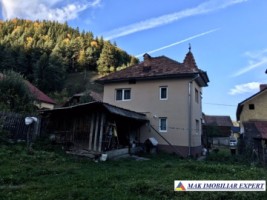 vila-cu-4-camere-si-teren-de-1270-mp-de-vanzare-rucar-arges