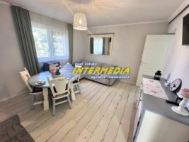 apartament-2-camere-decomandat-in-cetate-zona-bulevard-4