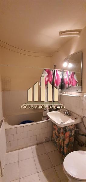 apartament-3-camere-in-cetate-4