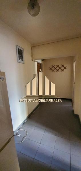 apartament-3-camere-in-cetate-5