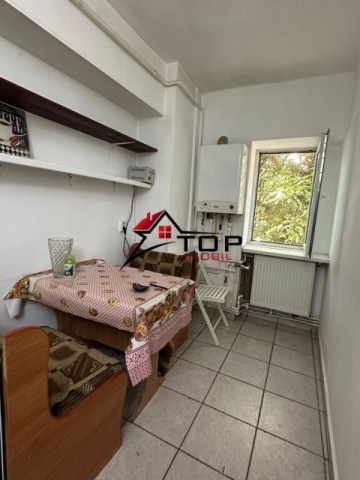 inchiriere-apartament-o-camera-cug-sectia-6-de-politie-3