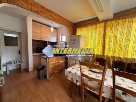 casa-de-inchiriat-cu-6-incaperi-in-alba-iulia-cetate-mobilata-pretabila-pentru-muncitori