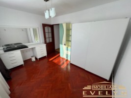 apartament-3-camere-tip-decomandat-zona-marchian-pret-350-euro-4