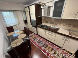 de-inchiriat-apartament-2-camere-etaj-2-zona-calea-nationala-scoala-nr11-pret-300-euro-1