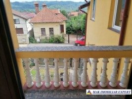 vila-8-camere-cu-teren-266-mp-de-vanzare-in-centru-campulung-muscel-arges-22