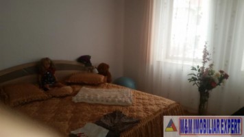 vila-8-camere-cu-teren-272-mp-de-vanzare-in-centru-campulung-muscel-arges-oportunitate-3