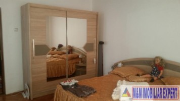 vila-8-camere-cu-teren-272-mp-de-vanzare-in-centru-campulung-muscel-arges-oportunitate-4