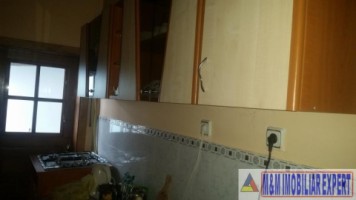 vila-8-camere-cu-teren-272-mp-de-vanzare-in-centru-campulung-muscel-arges-oportunitate-8