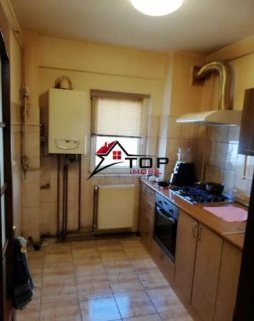 apartament-2-camere-etaj-intermediar-alexandru-cel-bun-2