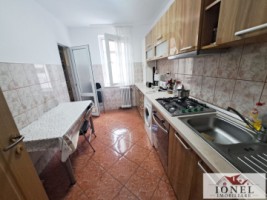 apartament-doua-camere-decomandat-de-vanzare-in-cugir-7