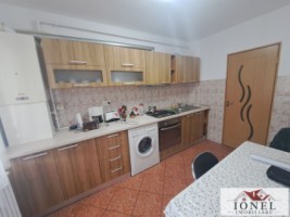 apartament-doua-camere-decomandat-de-vanzare-in-cugir-1