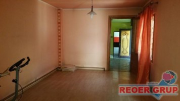 zona-nord-casa-2camere-baie-bucat-49900-euro-1