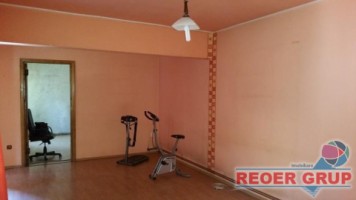 zona-nord-casa-2camere-baie-bucat-49900-euro-8