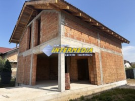 vanzare-casa-individuala-pm-la-rosu-cu-345-mp-teren-si-utilitati-in-alba-iulia-6