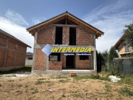 vanzare-casa-individuala-pm-la-rosu-cu-345-mp-teren-si-utilitati-in-alba-iulia-25