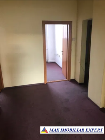 spatiu-comercial-137-mp-campulung-11