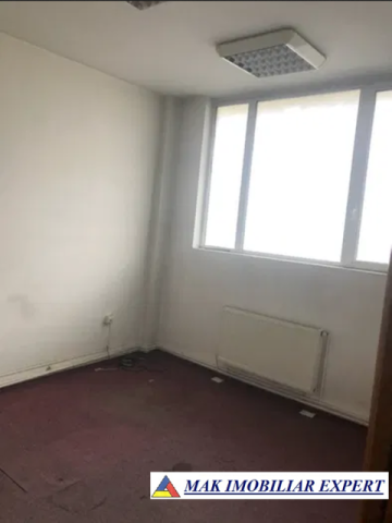 spatiu-comercial-137-mp-campulung-12