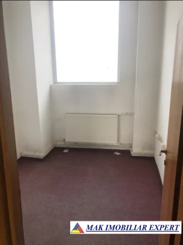 spatiu-comercial-137-mp-campulung-13