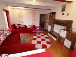 vand-apartament-4-camere-decomandatrenovat-zona-calea-poplacii-3