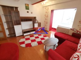 vand-apartament-4-camere-decomandatrenovat-zona-calea-poplacii-4