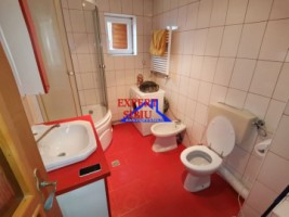 vand-apartament-4-camere-decomandatrenovat-zona-calea-poplacii-9