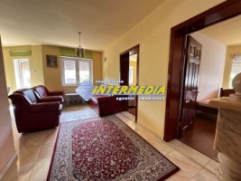 vanzare-casa-dp2epod-garaj-curte-cu-10-camere-alba-iulia-cetate-mobilata-si-utilata-1