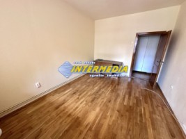 apartament-cu-3-camere-decomandat-de-inchiriat-alba-iulia-zona-cetate-4