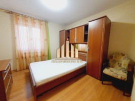 apartament-cu-3-camere-de-inchiriat-cetate-4