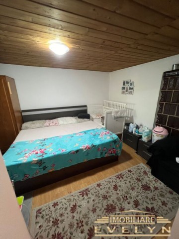 de-vanzare-casa-cu-4-camere-zona-imparat-traian-pret-78000-euro-negociabil-5