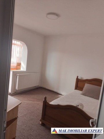 ocupat-noembrie-2025-apartament-3-camere-confort-1-etaj-2-din-4-de-inchiriere-in-campulung-muscel-arges-liber-noiembrie-2024-1
