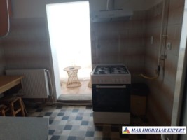ocupat-noembrie-2025-apartament-3-camere-confort-1-etaj-2-din-4-de-inchiriere-in-campulung-muscel-arges-liber-noiembrie-2024-9