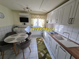 vanzare-apartament-2-camere-55-mp-decomandat-finisat-si-mobilat-complet-in-alba-iulia-1