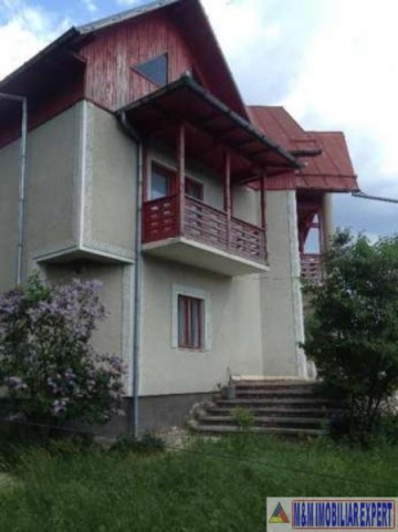 vila-7-camere-cu-teren-de-1800-mp-de-vanzare-in-podu-dambovitei-dambovicioara-arges-perfecta-pentru-dezvoltari-turistice-4