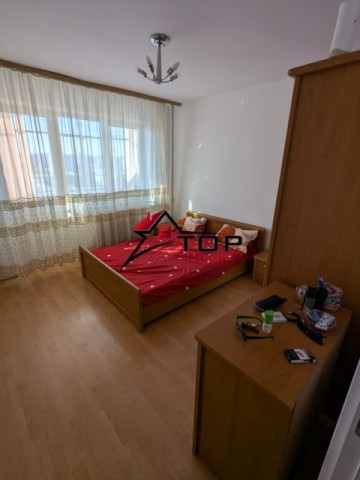 apartament-2-camere-decomandat-podu-ros-piata-nicolina-4