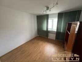 apartament-2-camere-zona-primaverii-magazin-ursuletul-pret-300-euro-5