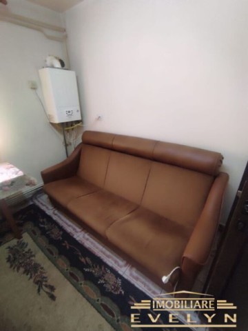 apartament-2-camere-amplasat-la-parter-zona-parcul-curcubeului-pacea-pret-58000-euro-negociabil-3