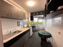 apartament-2-camere-decomandat-de-inchiriat-in-alba-iulia-centru-1