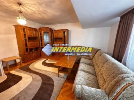 apartament-2-camere-decomandat-de-inchiriat-in-alba-iulia-centru-12