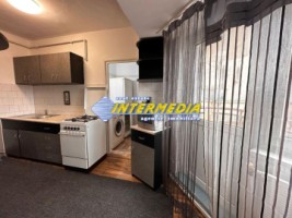 apartament-2-camere-decomandat-de-inchiriat-in-alba-iulia-centru-15