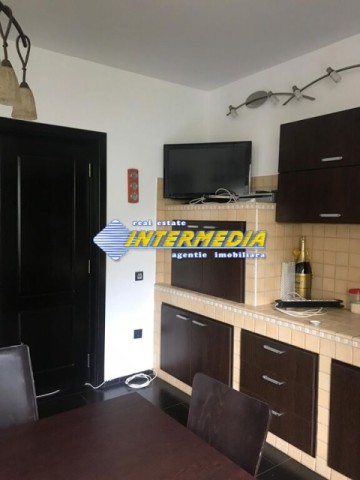 casa-dpe-de-inchiriat-in-alba-iulia-zona-cetate-350-mp-si-teren-600-mp-46