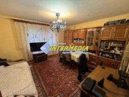 apartament-cu-2-camere-de-vanzare-in-cetate-cu-teren-aferent-75-mp-cu-cf-5