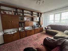 apartament-3-camere-suprafata-67-mp-2-balcoane-zona-util-7